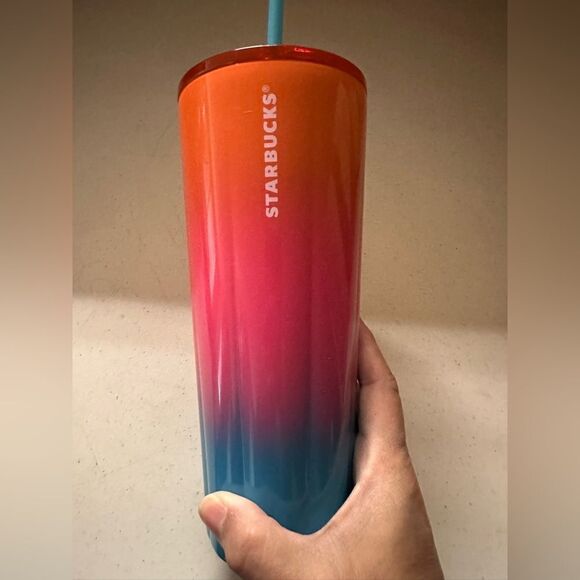 Starbucks Cold Cup Tumbler Gradient Sunset Tilt 24oz Summer 2023 Ombre Brand
New - Picture 3 of 5